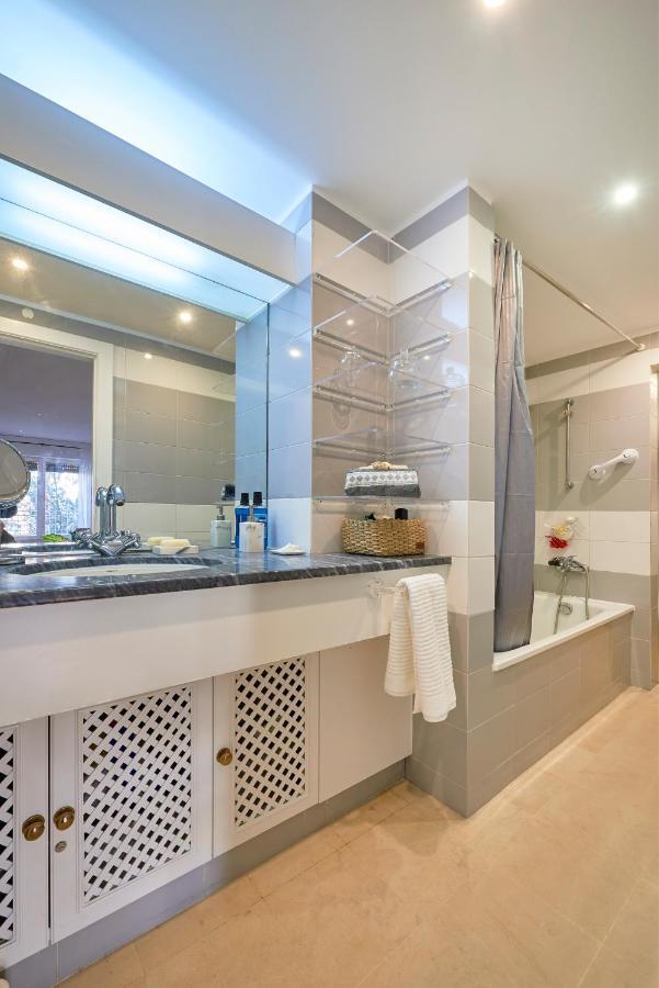 Modern Apartment With Swiming Pool & Garage - ליסבון מראה חיצוני תמונה